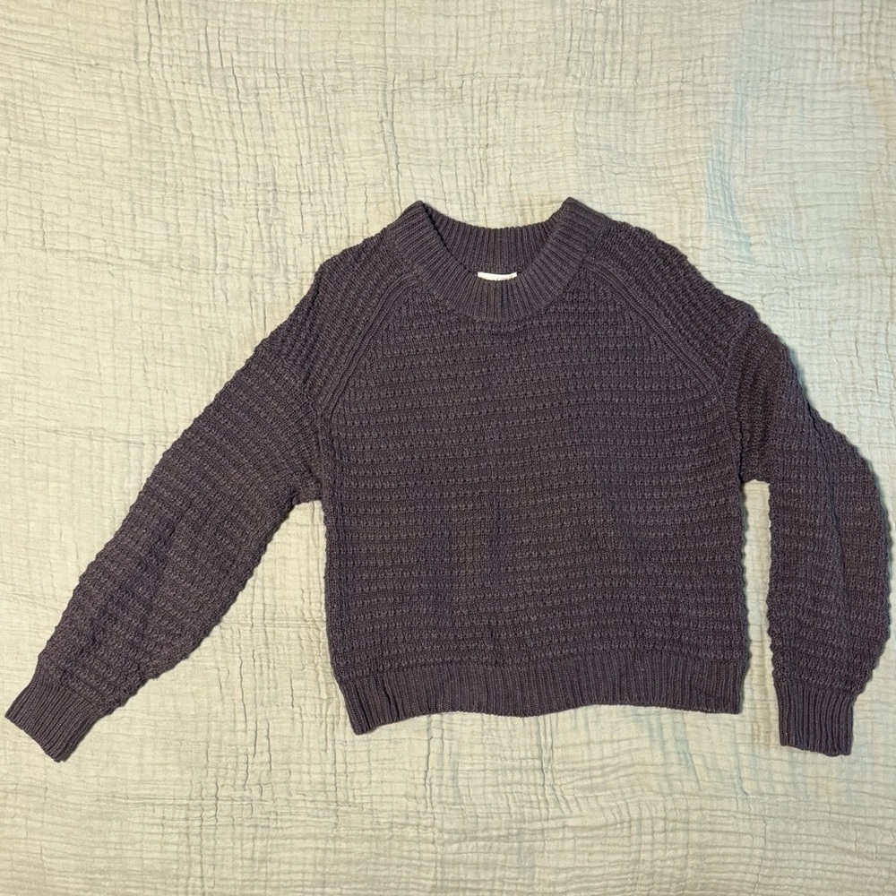 Universal Threaf Crew Neck Sweater